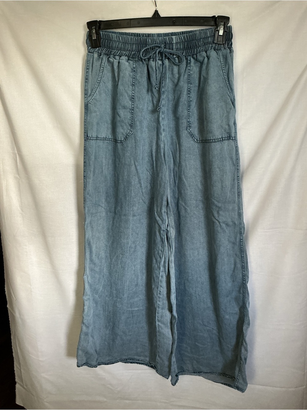 Sage + Fig Light Wash Denim Palazzo Elastic Drawstring Waist Wide-Leg Pants